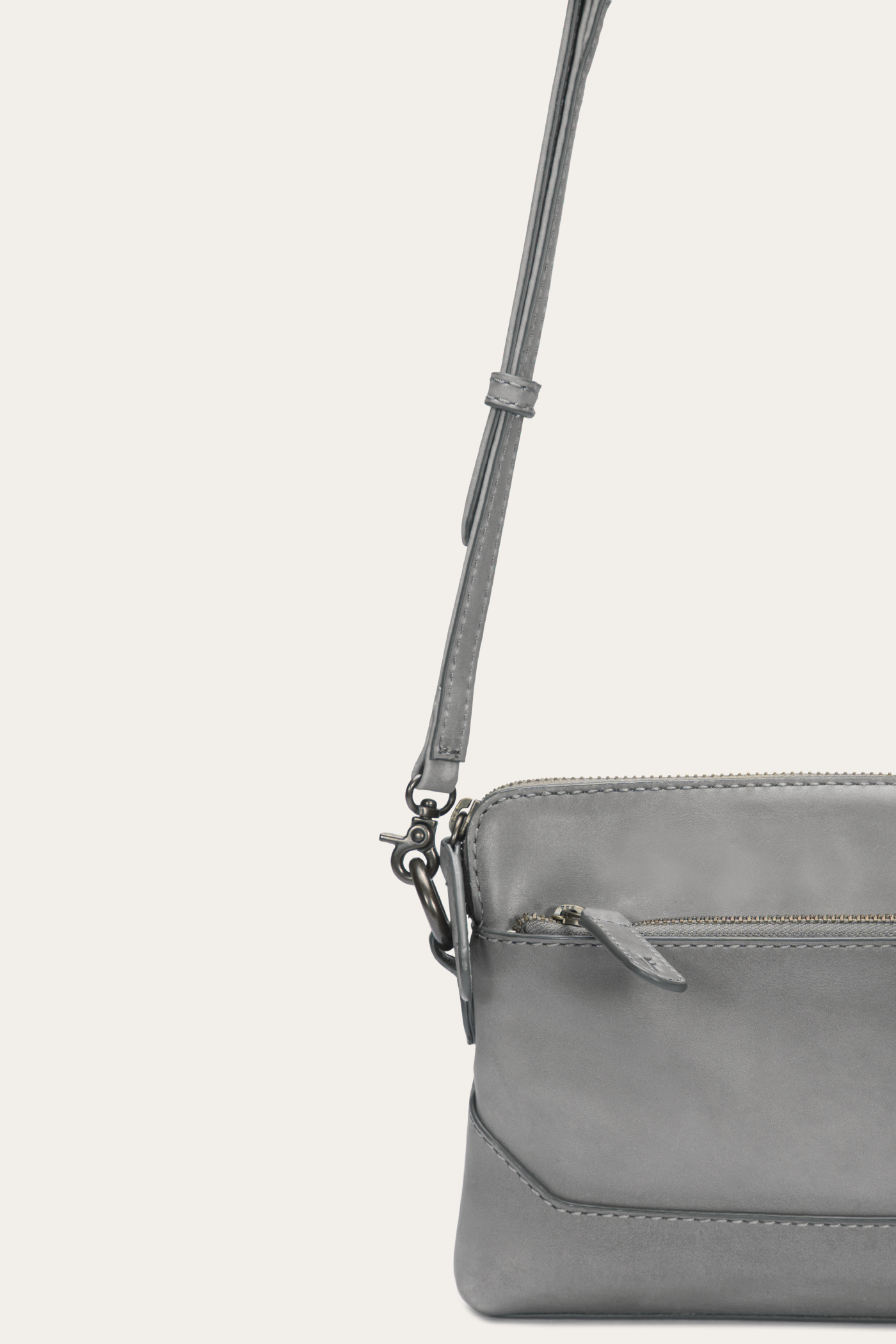 Melissa Crossbody Wristlet