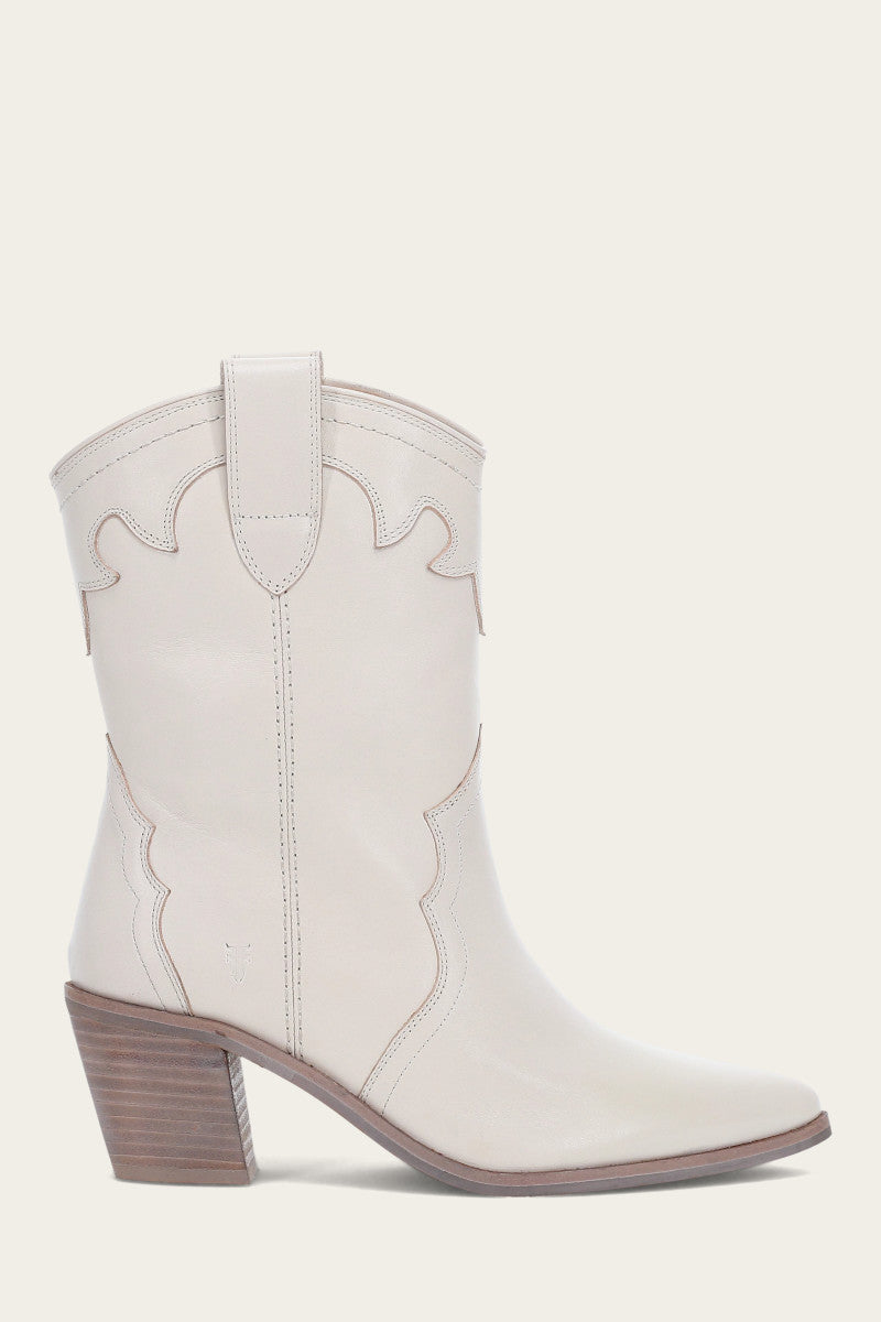 Sara Western Short - Ivory - Outside