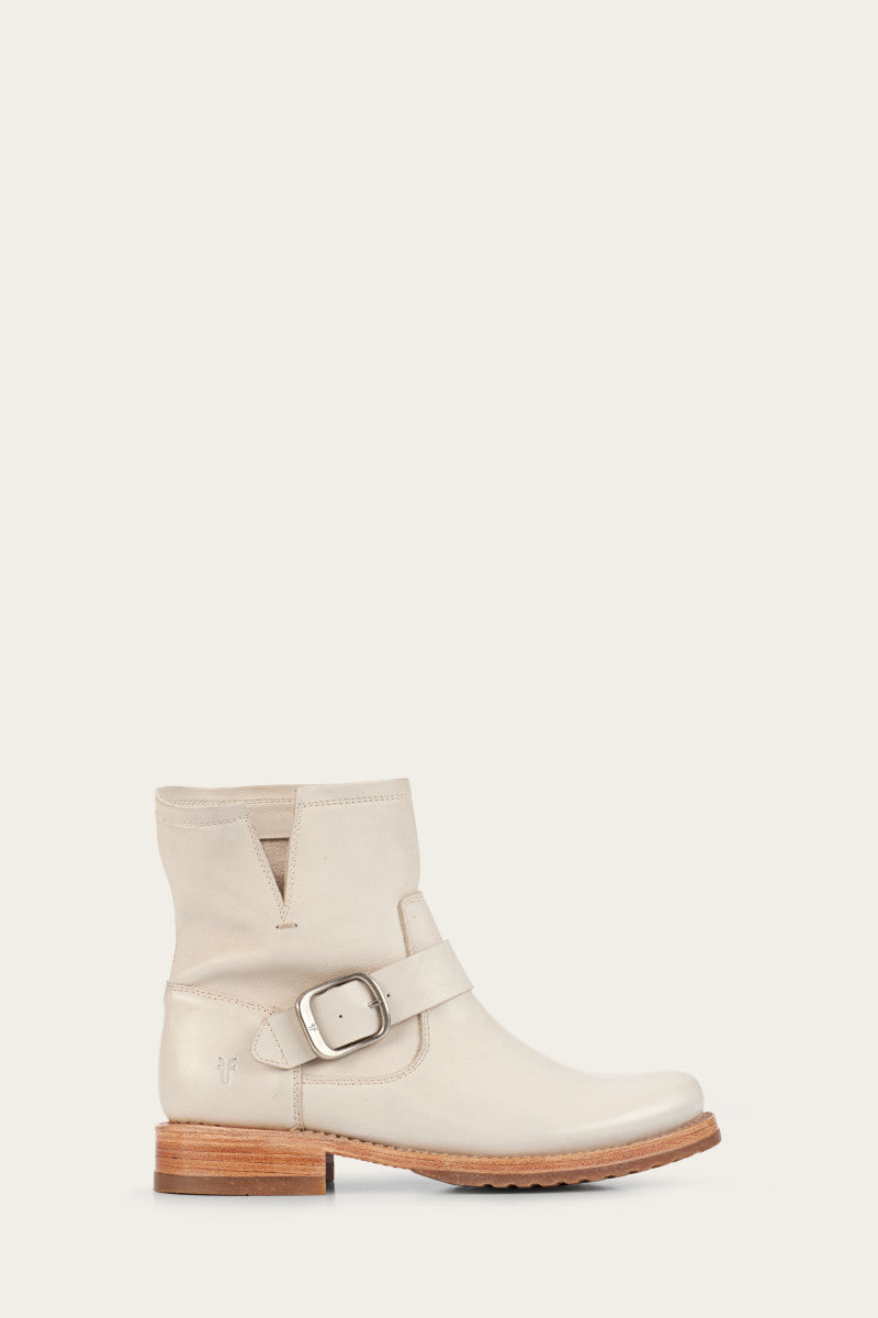 Veronica Bootie - Cream - Outside