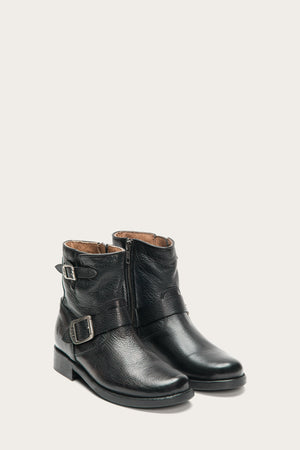 Frye vicky 6 store buckle boot