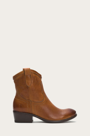 Frye carson sales shortie ankle boot