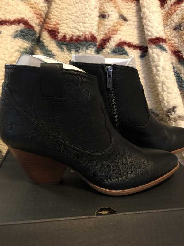 Frye reina store bootie costco